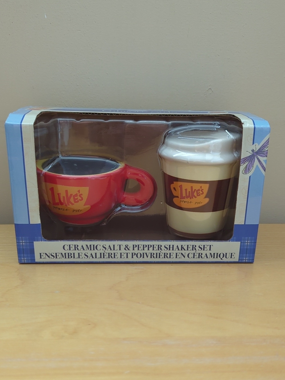 Gilmore Girls Luke's Diner Salt And Pepper Shaker Set Brand New